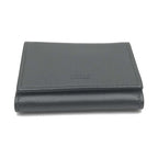 Gucci Compact Leather Wallet With Sleek Design