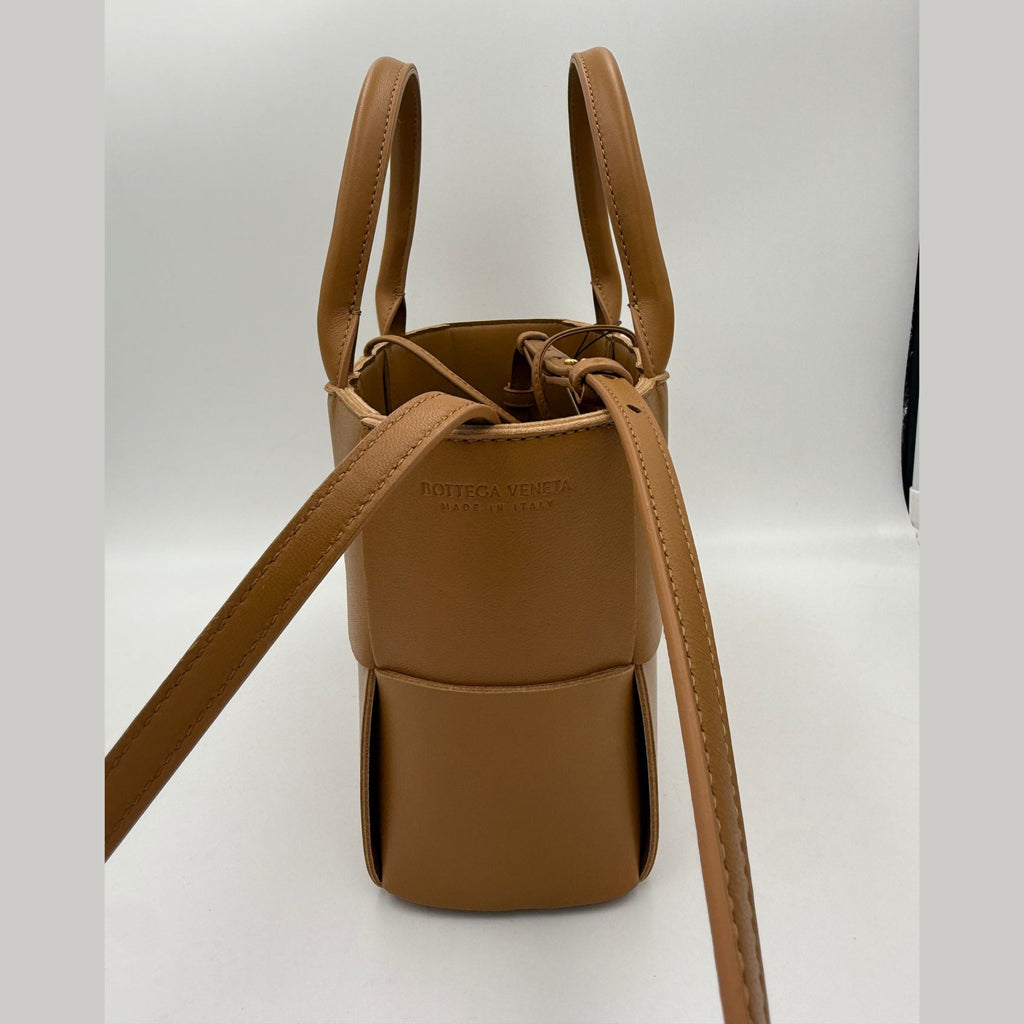 Bottega Veneta BOTTEGA VENETA ARCO Shoulder Bag