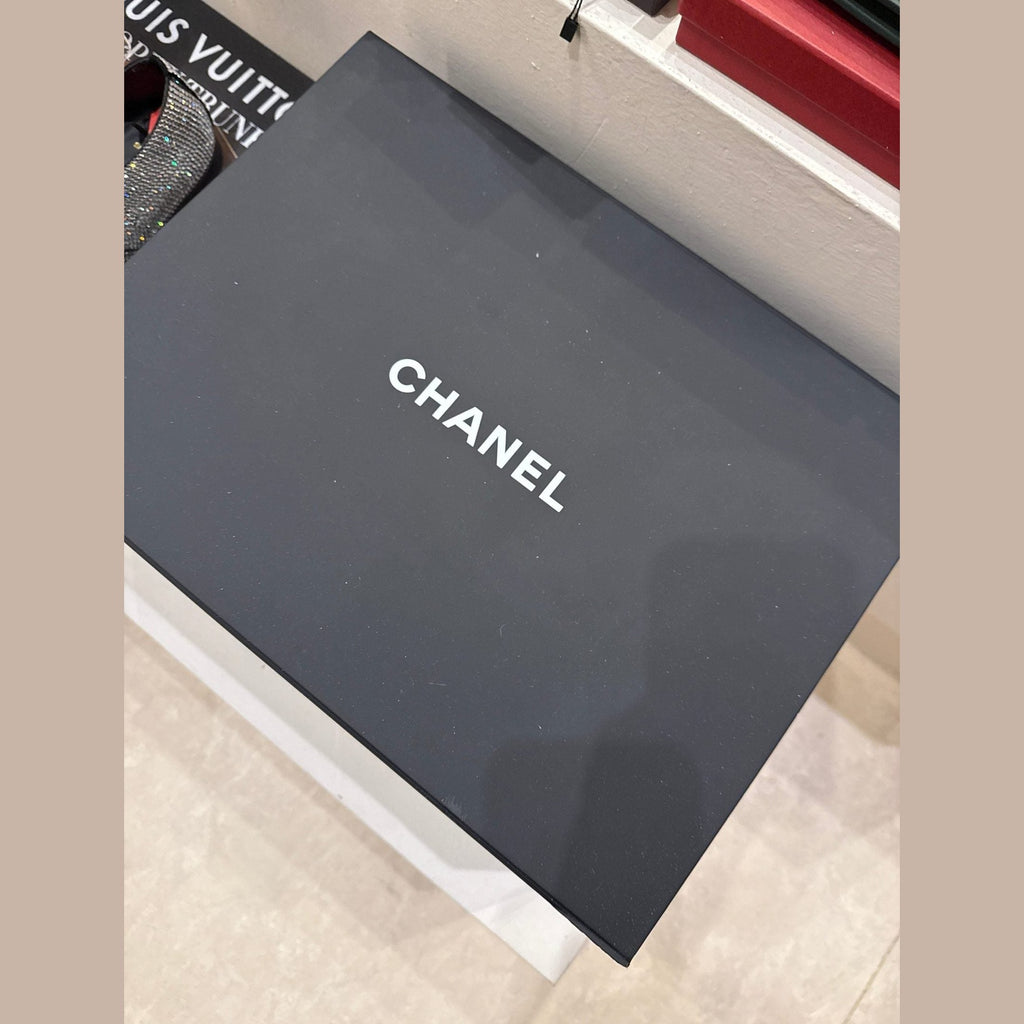 Chanel CHANEL Timeless Classique Jumbo Handbag