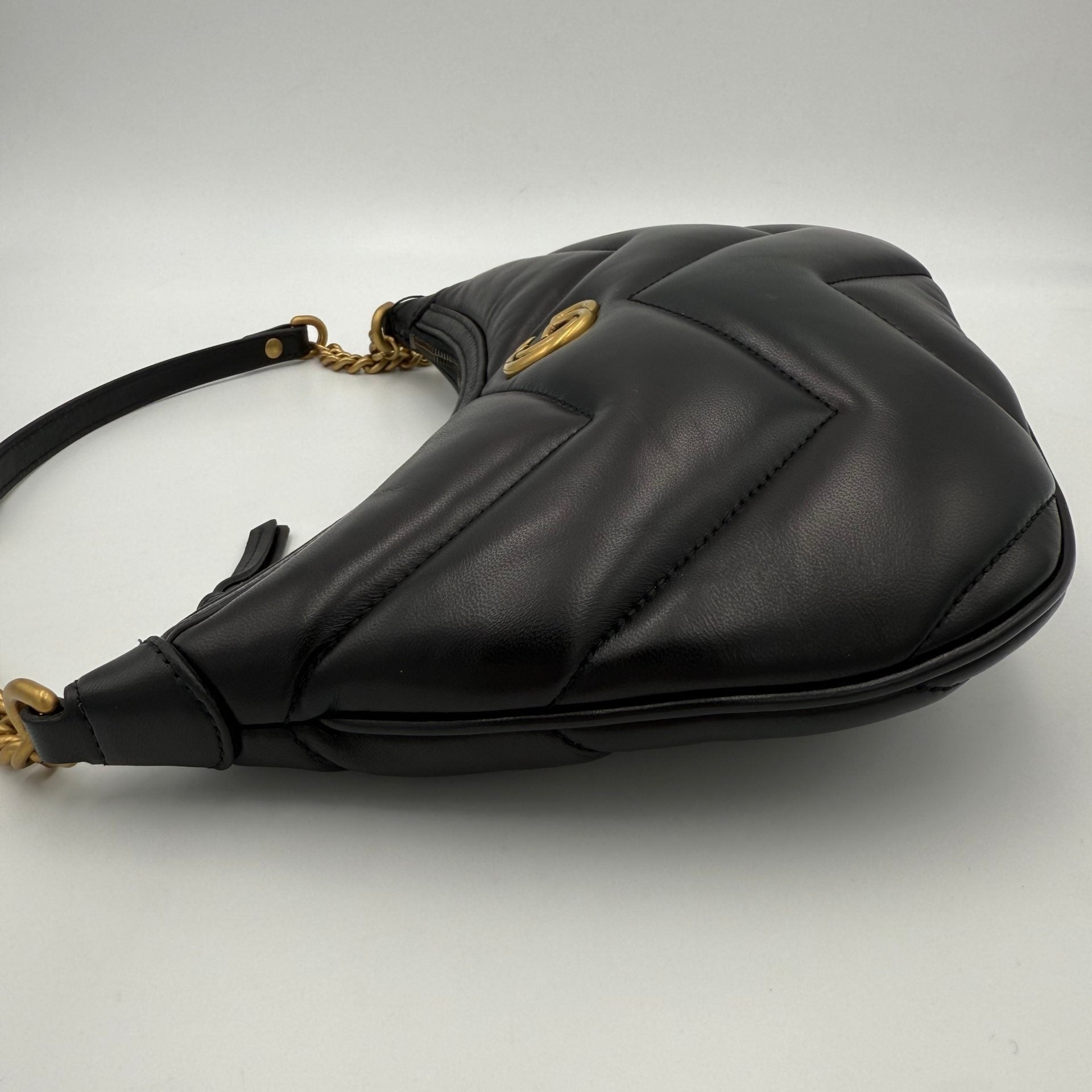 Gucci GUCCI HOBO PUFFER MARMONT Handbag