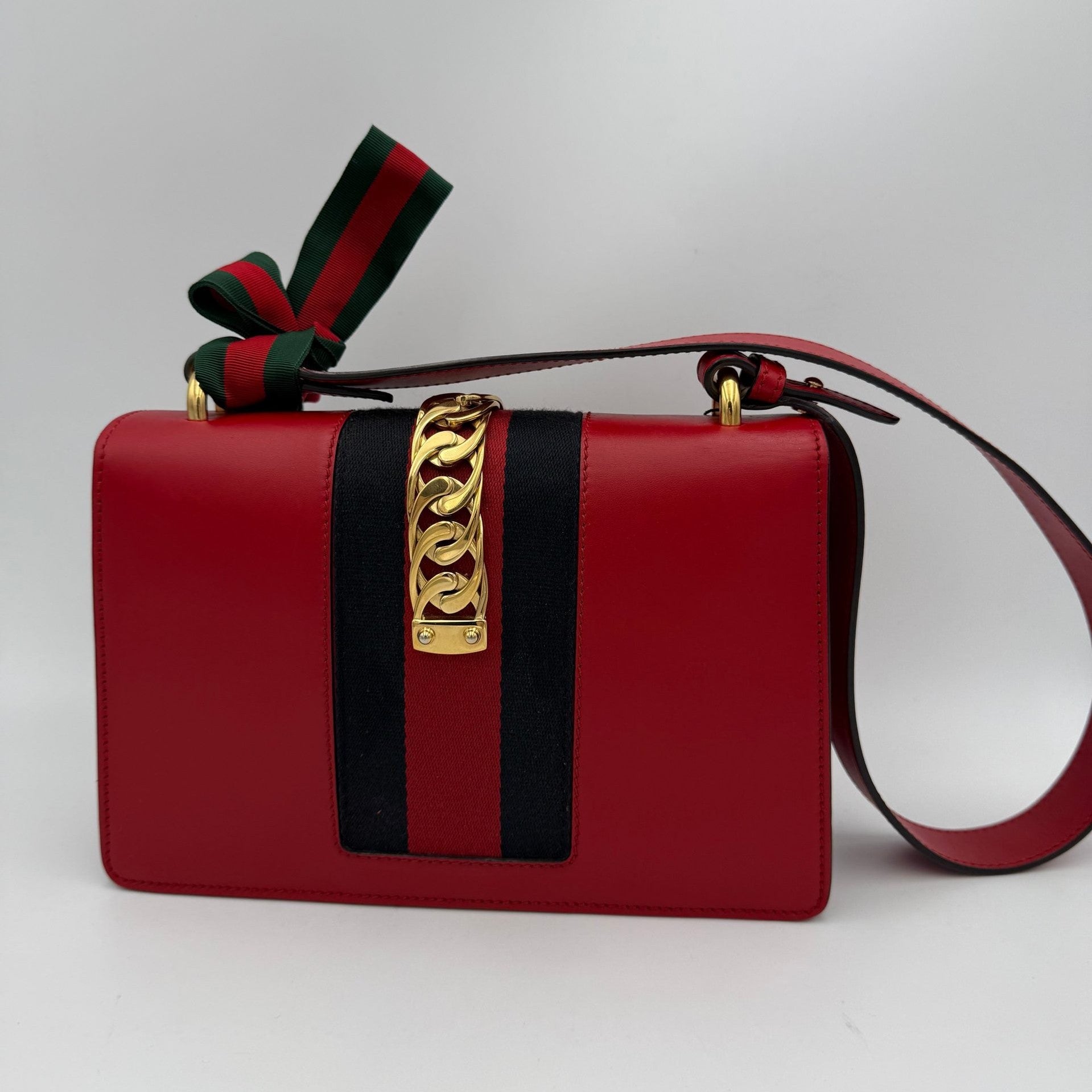 Gucci GUCCI SYLVIE Red Handbag