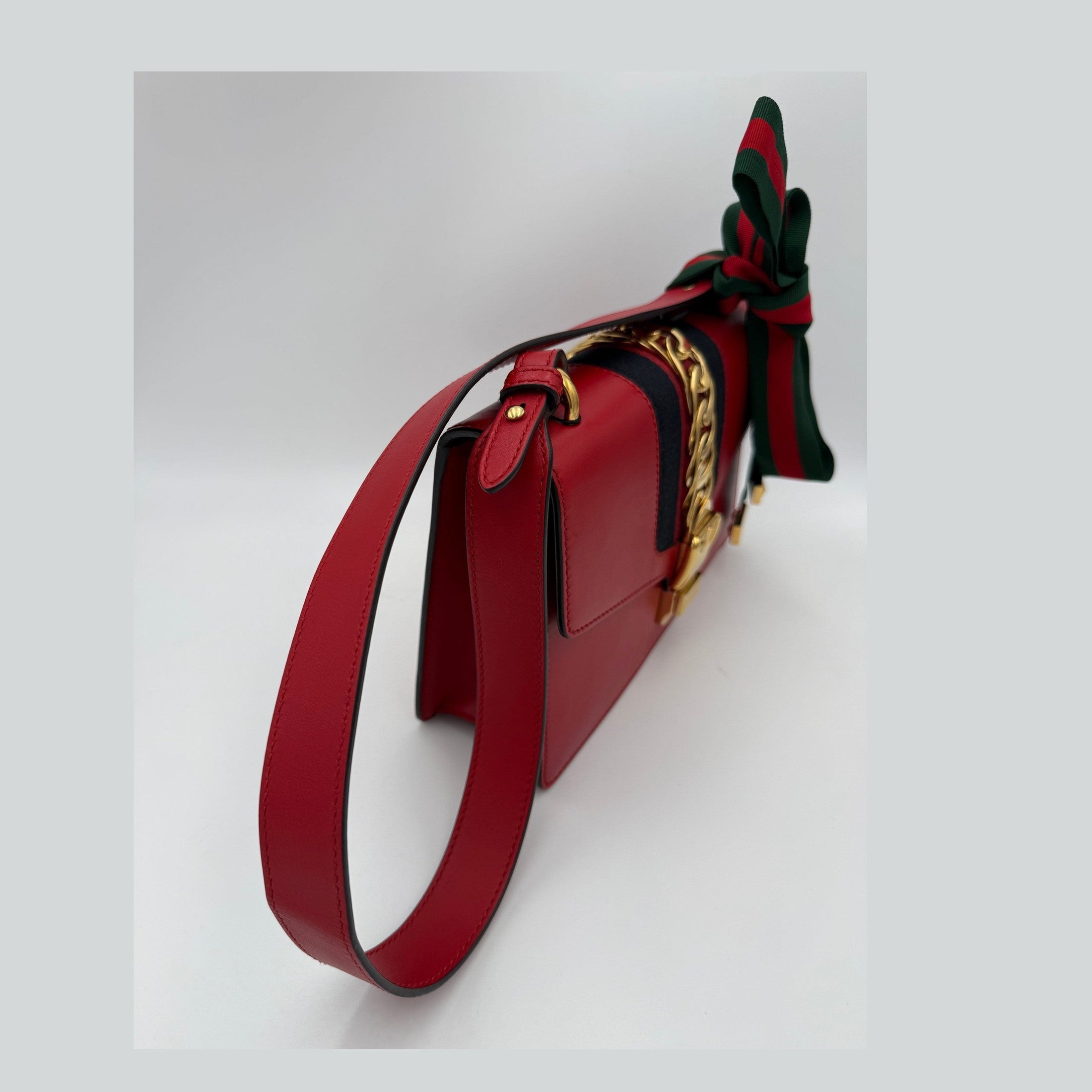 Gucci GUCCI SYLVIE Red Handbag