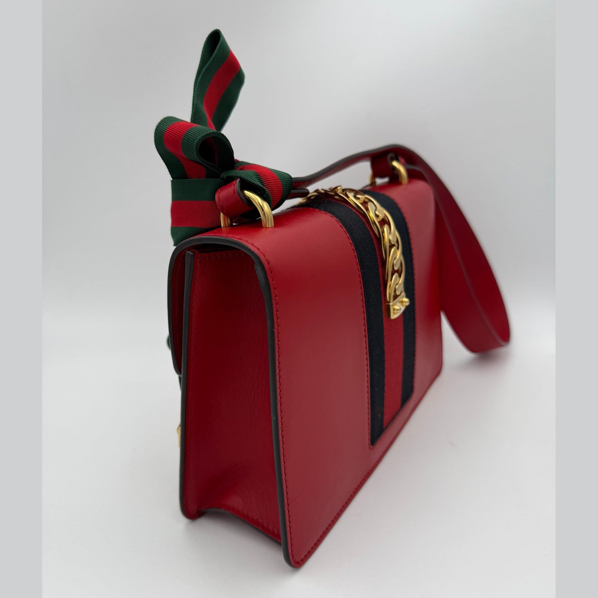 Gucci GUCCI SYLVIE Red Handbag