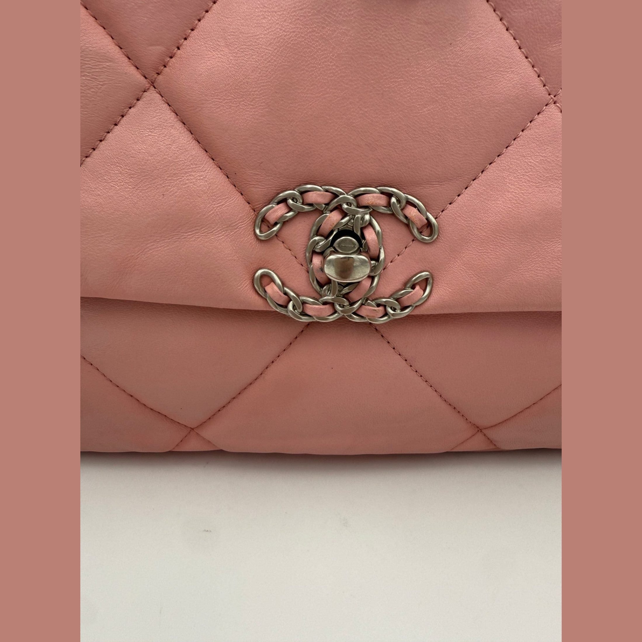 Chanel CHANEL 19 Medium Pink Handbag