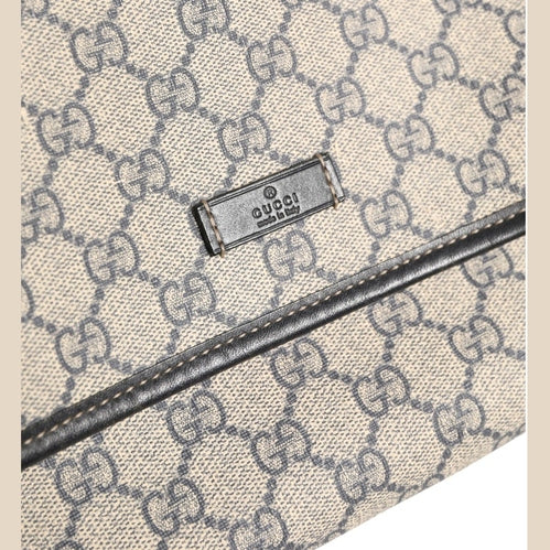 Gucci GG Supreme Messenger Bag
