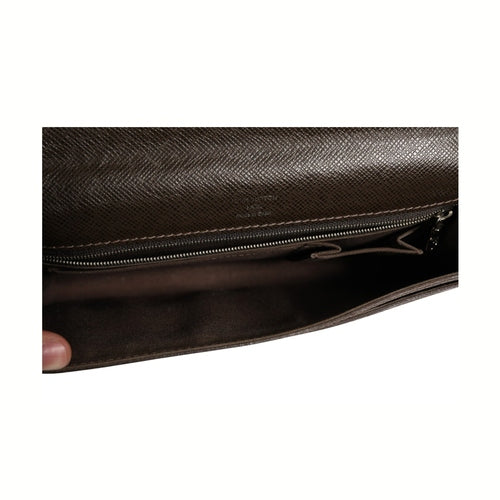 Louis Vuitton Belaia Clutch Taiga Leather