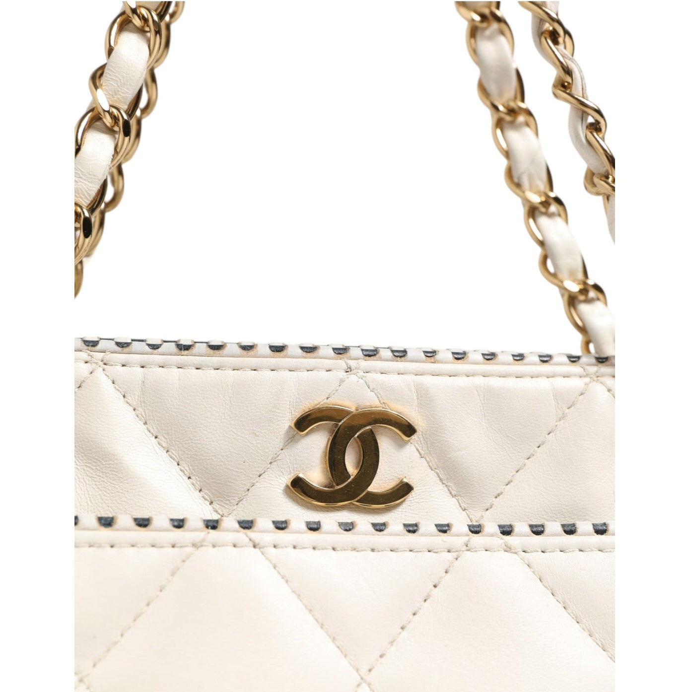 Chanel Shiny Calfskin Quilted Mini 22 White 1792563