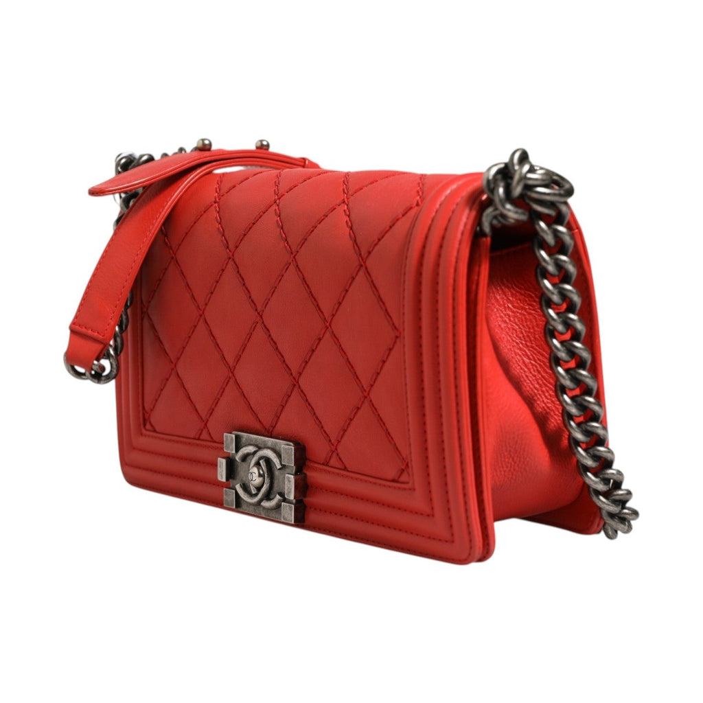 Chanel Red Diamond Stitch Calfskin Leather New Medium Boy Bag