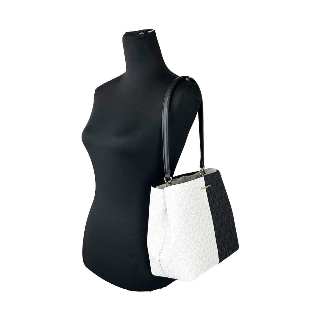 Michael Kors Medium Pratt Signature Bucket Bag