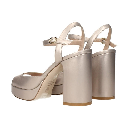 Stuart Weitzman Beige Leather Platform Sandals