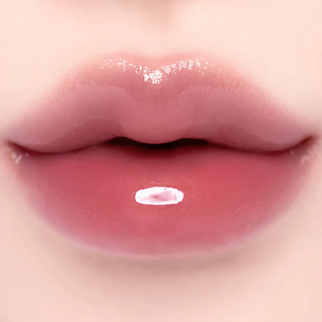 Banila-Co-Dew-Glow-Tint-3-8G – beauty & skincare essential for daily radiance