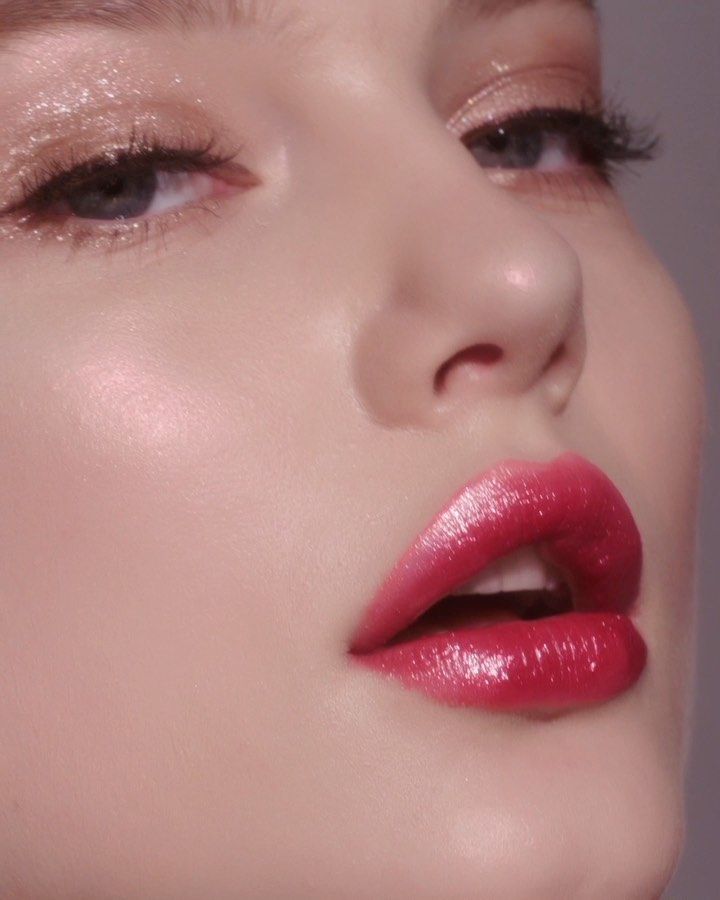 Dear-Dahlia-Allure-Shine-Lustrous-Lip-Plumper-3-6G-Temptation – beauty & skincare essential for daily radiance