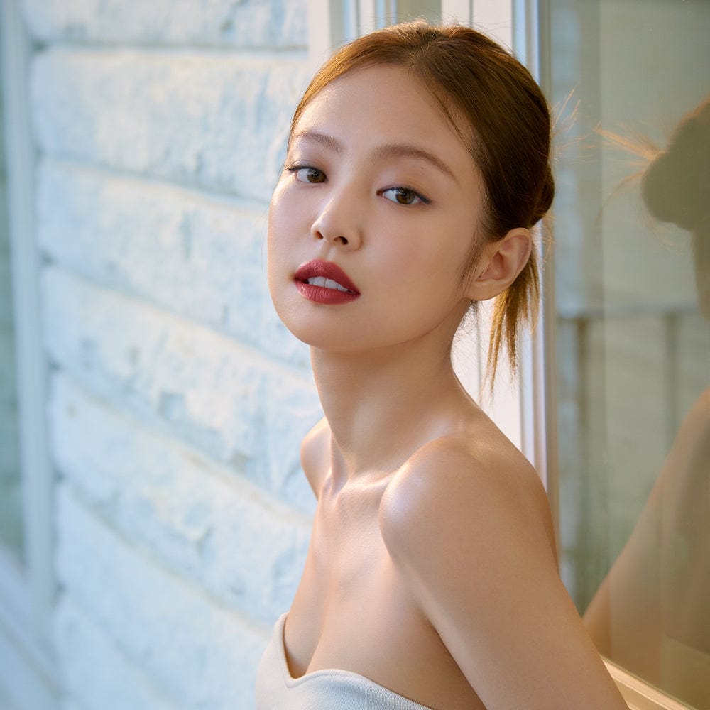 Hera-Sensual-Powder-Matte-Lipstick-3G – beauty & skincare essential for daily radiance