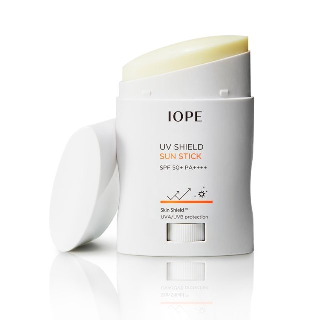 Iope Uv Shield Sunstick Spf50+ Pa++++ 20G – beauty &amp; skincare essential for daily radiance